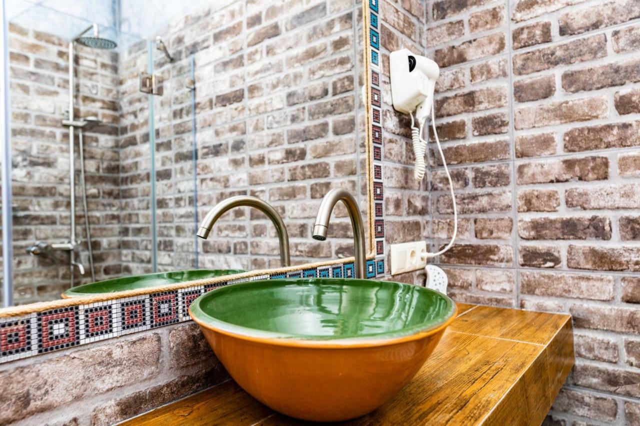 Old Side Boutique Hotel Τυφλίδα Εξωτερικό φωτογραφία